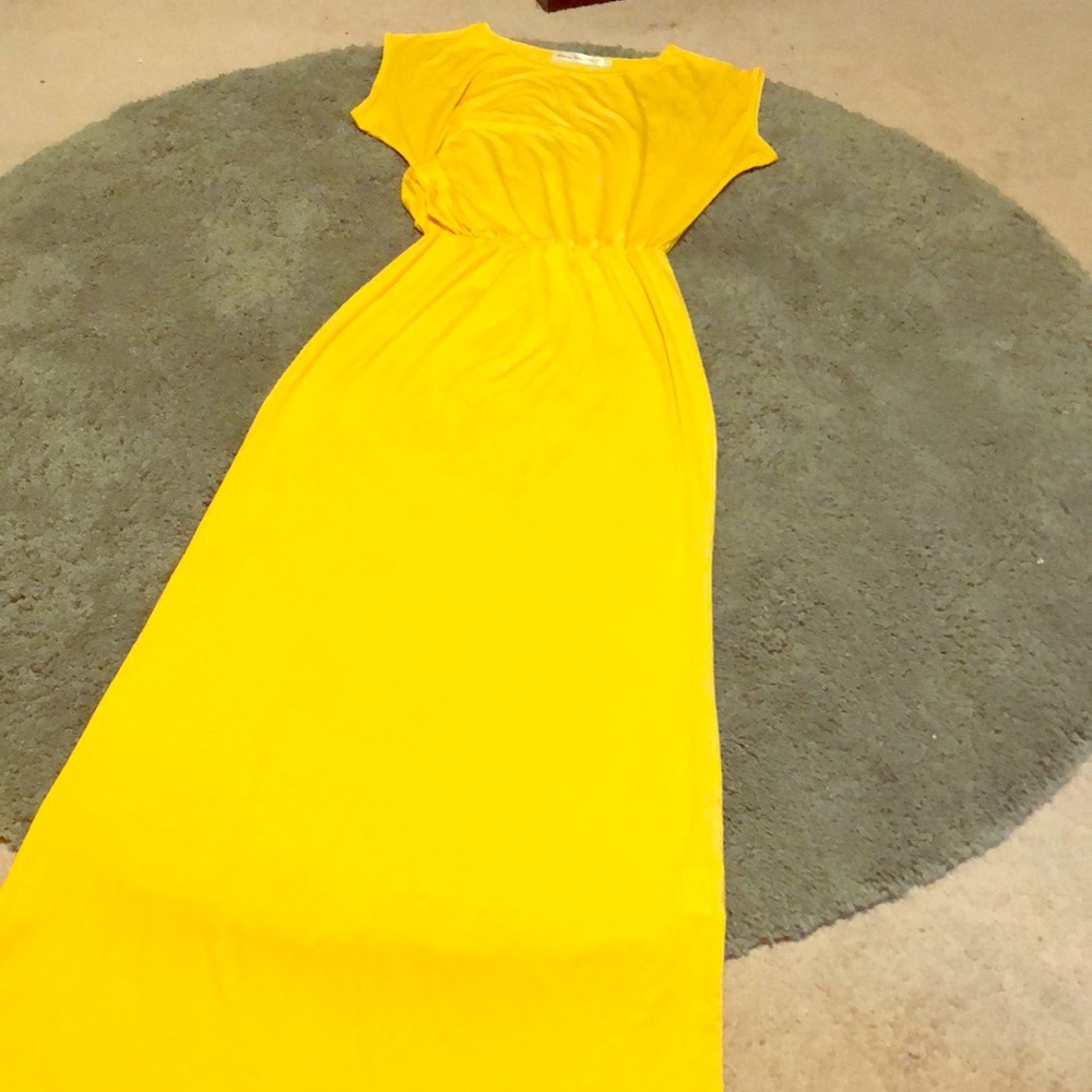 Yellow stretch sun dress